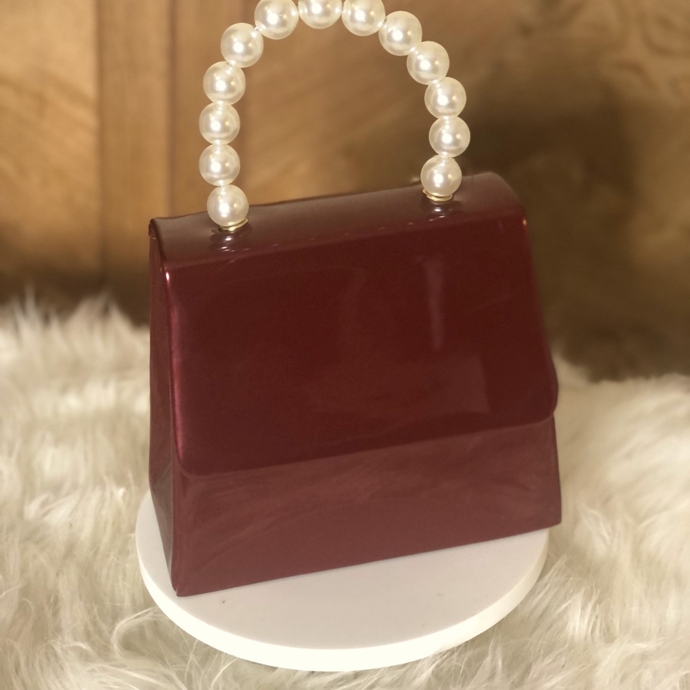 Wine color handbag